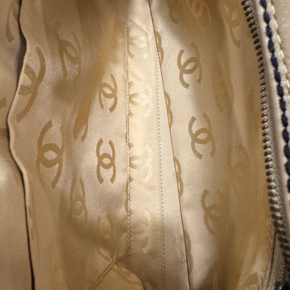 Vintage Chanel Wild Stitch Bag - Picture 8 of 15